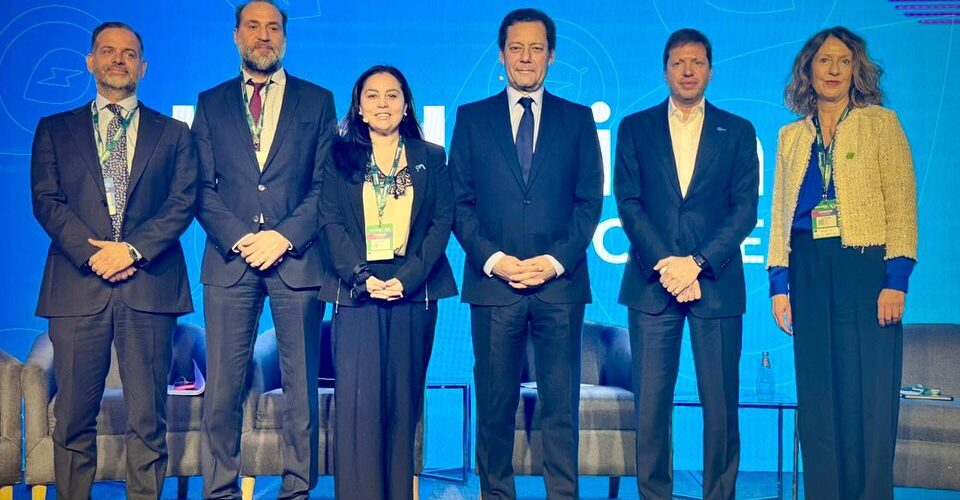 AME posiciona la inclusión laboral femenina como pilar del crecimiento sostenible en HyVolution 2025