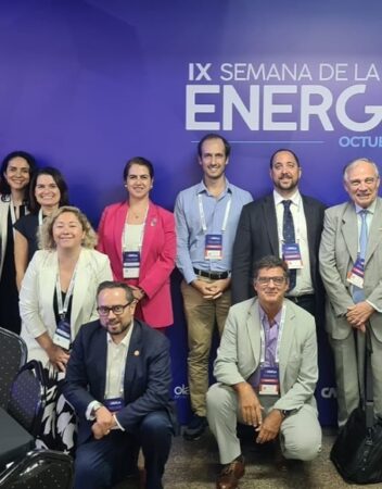 Socias de AME protagonizan múltiples roles en la IX Semana de la Energía de OLADE en Paraguay