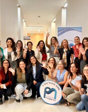 Comité de Género de AME realiza charla sobre transformación cultural en las organizaciones en el marco del 8M